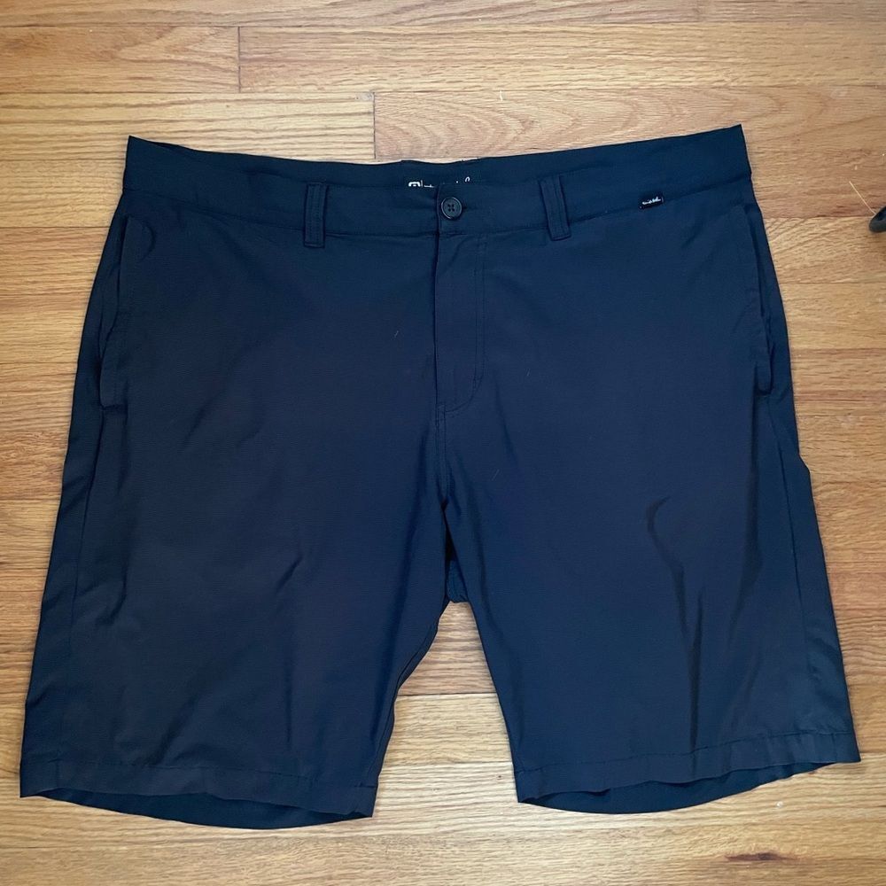Travis Mathew Casual Golf Shorts Woven Black Stretch Men’s Size 40